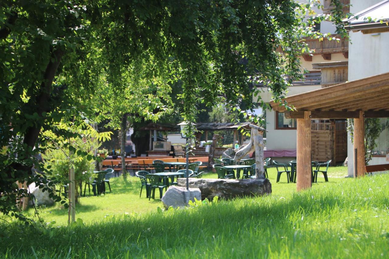 Gasthof Zum Loewen Aschau Im Zillertal Exterior foto